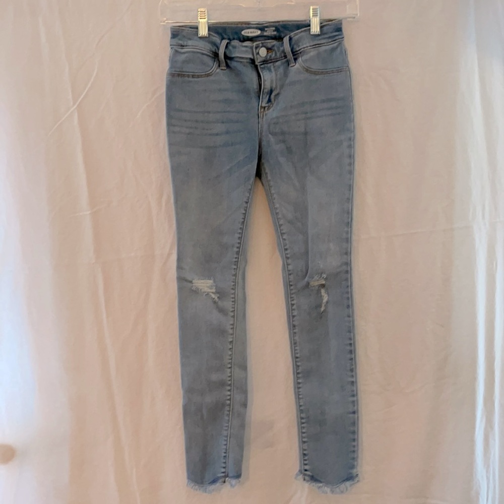 Ballerina Distressed Raw-hem Jeggings